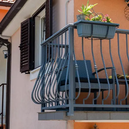 Apartman Lemon *