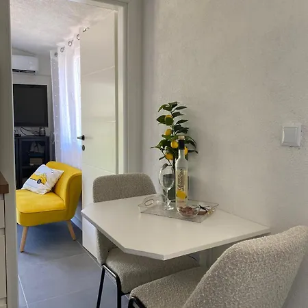 Lemon Apartmán Kaštela